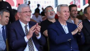 iyi parti lideri dervisoglundan mansur yavasa surpriz ziyaret 9GzS9iJs.jpg
